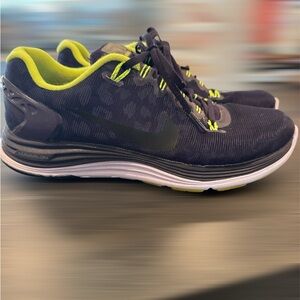 Nike Athletic Sneakers size 8‎